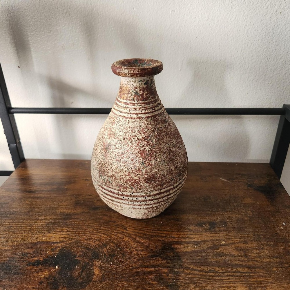 Rustic decorative pottery vase w